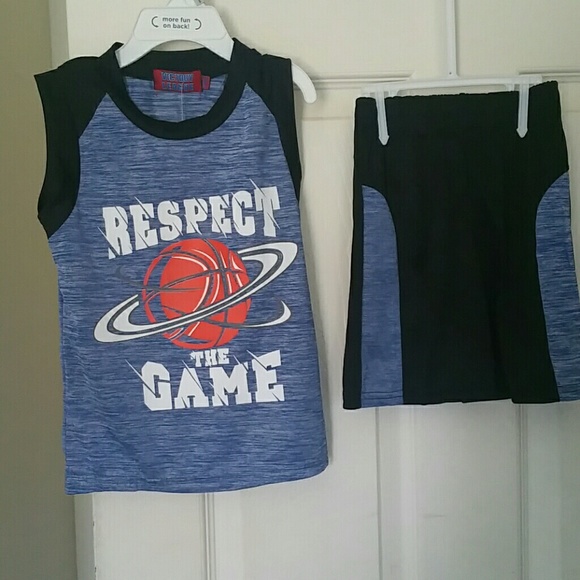 BOYS TWO -PIECE  SHORTS SETS - Picture 1 of 5